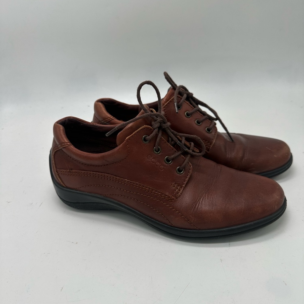 ecco Ladies 37 (6-6.5) Brown Leather Lace-up Fashion Walking Sneakers Light